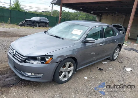2015 Volkswagen Passat 1.8T Limited Edition z USA, uszkodzony, nr VIN 1VWAT7A33FC087121